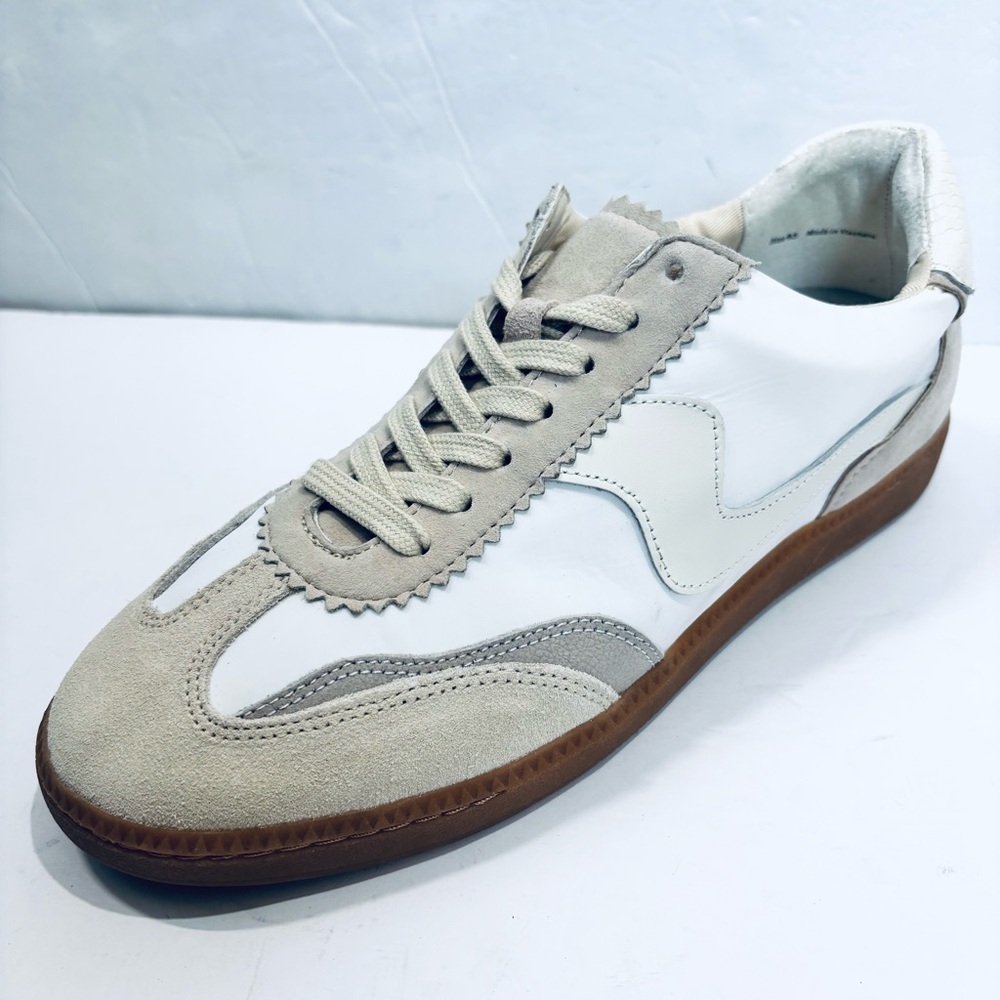 Dolce Vita Notice White Ivory Leather Suede Sneaker 9.5 left foot! not a pair!